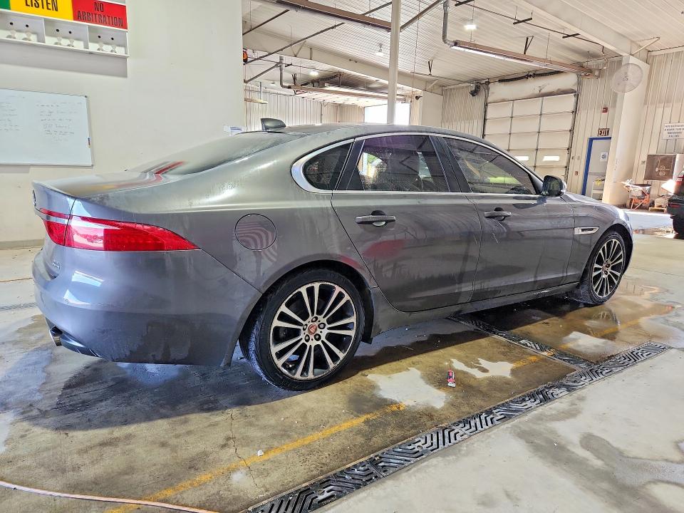 Aukcja sprzedaży 2017 Jaguar Xf, vin: SAJBK4BV7HCY27315, numer aukcji: 69554116