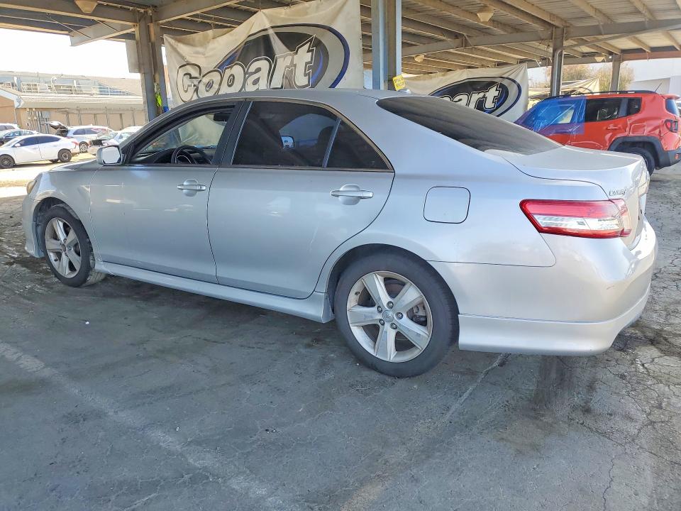 2011 Toyota Camry მანქანა იყიდება აუქციონზე, vin: 4T1BF3EKXBU161899, აუქციონის ნომერი: 69173696