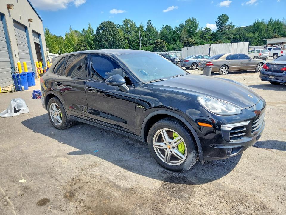 2016 Porsche Cayenne მანქანა იყიდება აუქციონზე, vin: WP1AE2A22GLA64470, აუქციონის ნომერი: 68887026