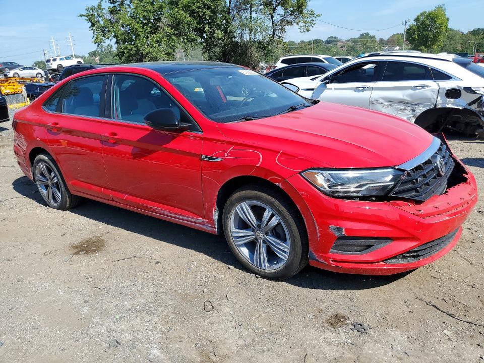 67966996 :رقم المزاد ، 3VWC57BU6KM195297 vin ، 2019 Volkswagen Jetta مزاد بيع