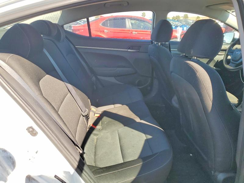 2018 Hyundai Elantra მანქანა იყიდება აუქციონზე, vin: 5NPD74LF5JH272911, აუქციონის ნომერი: 67670986