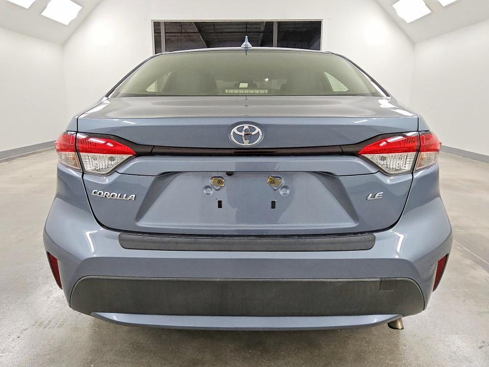 67066876 :رقم المزاد ، JTDEPRAE8LJ056198 vin ، 2020 Toyota Corolla مزاد بيع