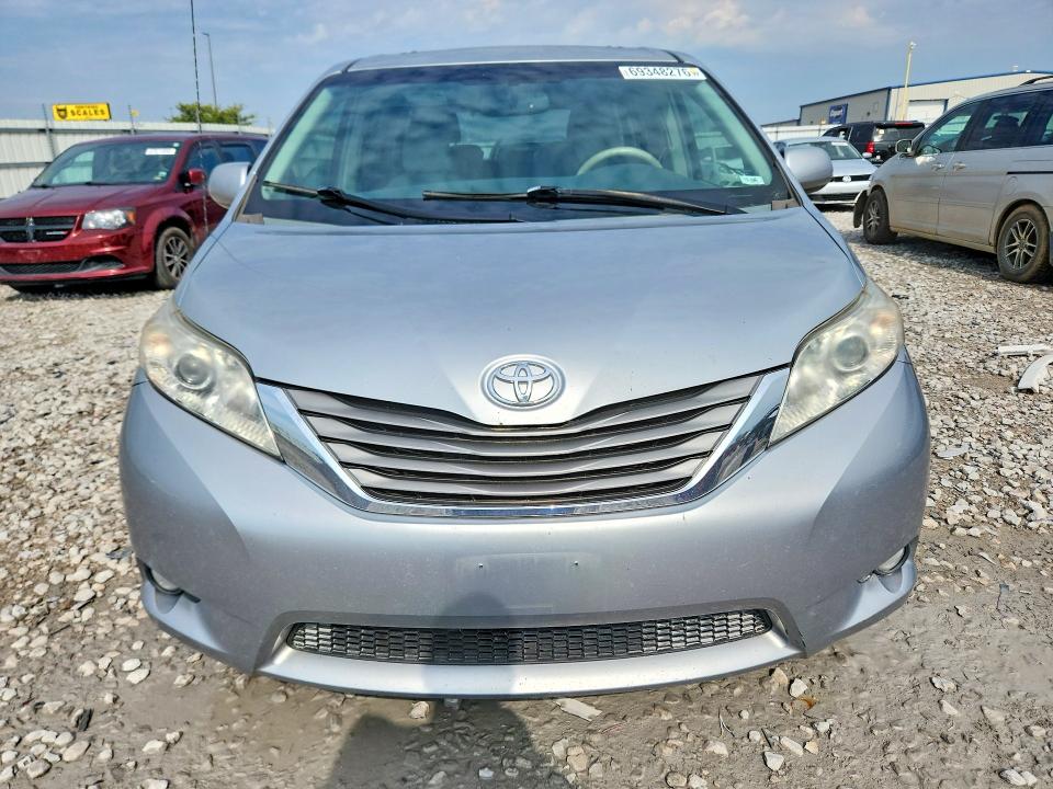 Продажа на аукционе авто 2014 Toyota Sienna, vin: 5TDYK3DC6ES430218, номер лота: 69348276
