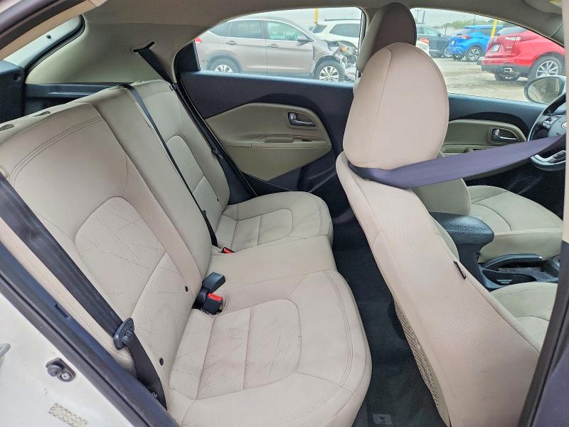 69713046 :رقم المزاد ، KNADN5A36F6435505 vin ، 2015 Kia Rio 5-door مزاد بيع