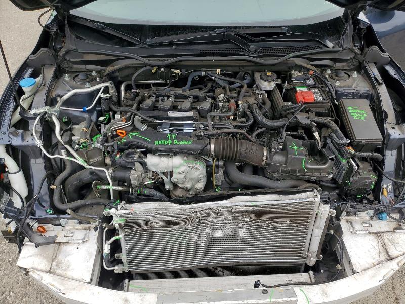 69562546 :رقم المزاد ، JHMFC1F39JX021672 vin ، 2018 Honda Civic مزاد بيع