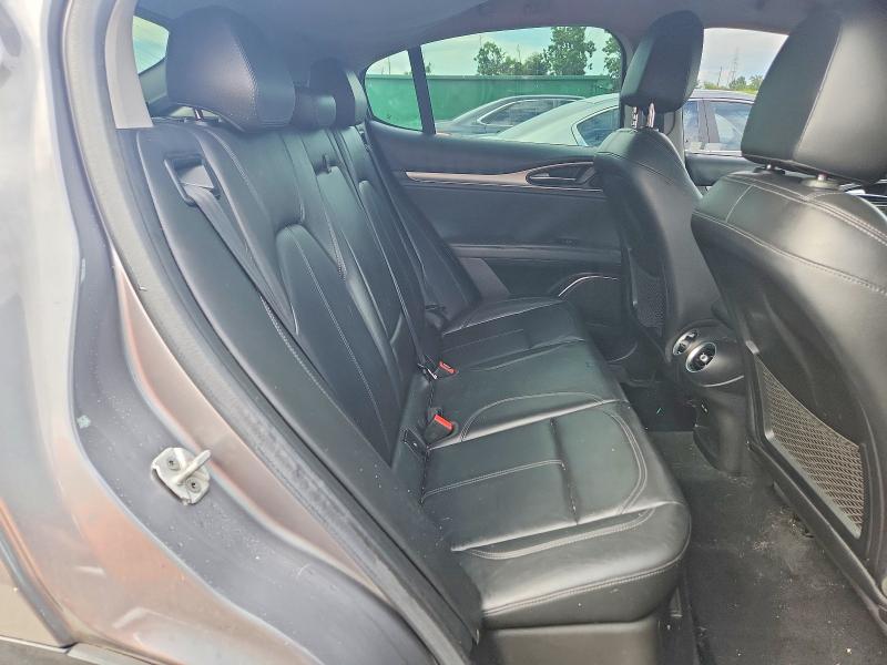 68736506 :رقم المزاد ، ZASPAJAN6K7C41588 vin ، 2019 Alfa Romeo Stelvio مزاد بيع