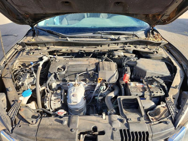 68973336 :رقم المزاد ، 1HGCR2F57FA249952 vin ، 2015 Honda Accord مزاد بيع