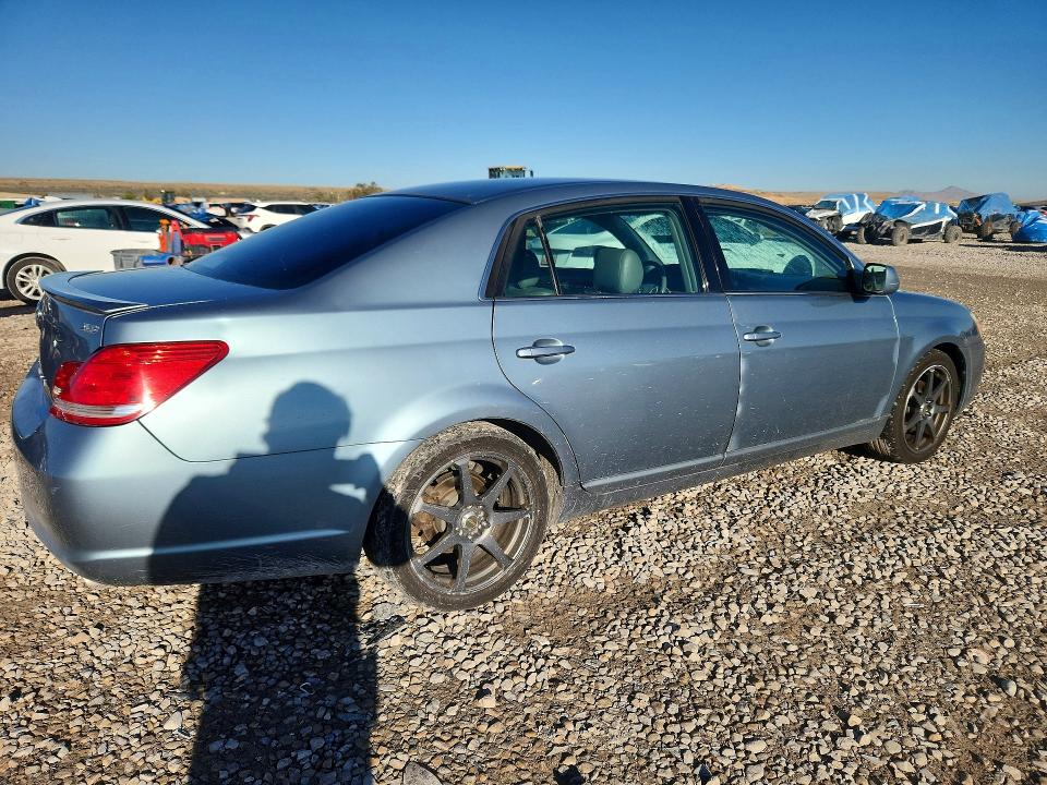 Продажа на аукционе авто 2005 Toyota Avalon, vin: 4T1BK36B45U049761, номер лота: 70146916