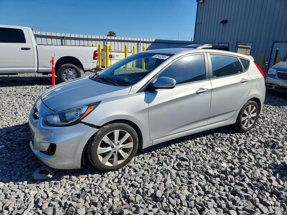 68340346 :رقم المزاد ، KMHCU5AE9DU106725 vin ، 2013 Hyundai Accent مزاد بيع
