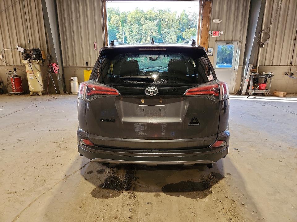 Aukcja sprzedaży 2018 Toyota Rav4, vin: 2T3RFREV0JW732169, numer aukcji: 69241856