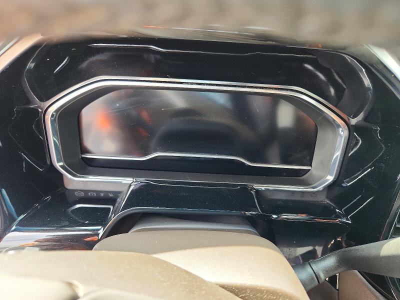 67616636 :رقم المزاد ، 1GC4KPEY1SF226552 vin ، 2025 Chevrolet Silverado مزاد بيع