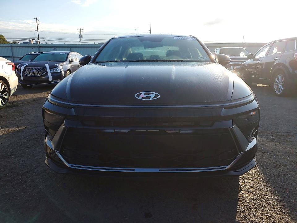 Продажа на аукционе авто 2024 Hyundai Sonata, vin: KMHL64JA5RA367277, номер лота: 68425006