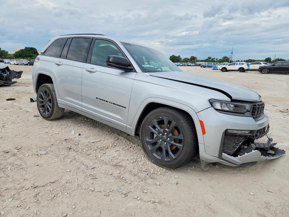 2026 Jeep Grand Cherokee მანქანა იყიდება აუქციონზე, vin: 1C4RJHBRXTC231649, აუქციონის ნომერი: 70857406