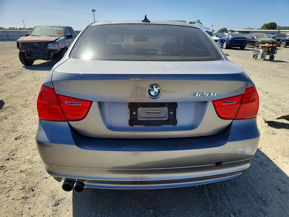 Продажа на аукционе авто 2011 Bmw 328, vin: WBAPH5G51BNM71860, номер лота: 68951176