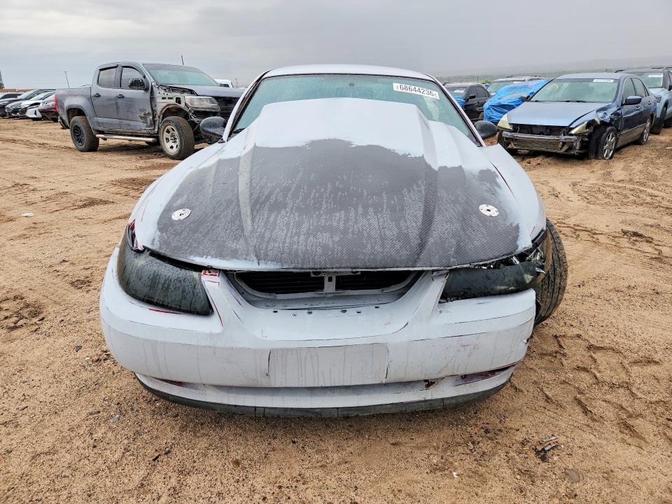 68644236 :رقم المزاد ، 1FAFP42X21F144824 vin ، 2001 Ford Mustang مزاد بيع