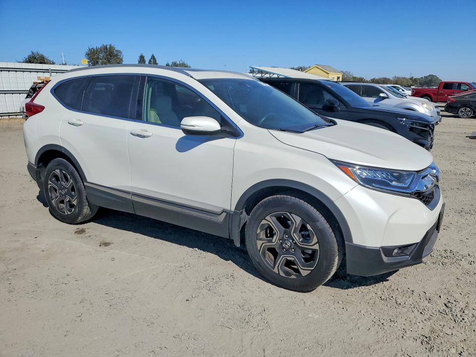 70840656 :رقم المزاد ، 2HKRW2H99JH625618 vin ، 2018 Honda Cr-v مزاد بيع