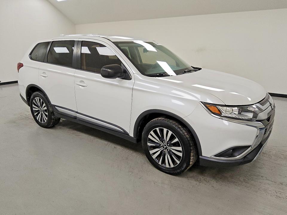 2020 Mitsubishi Outlander მანქანა იყიდება აუქციონზე, vin: JA4AD2A36LZ018865, აუქციონის ნომერი: 67113806