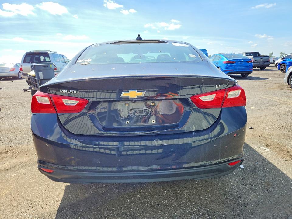 Продаж на аукціоні авто 2018 Chevrolet Malibu, vin: 1G1ZD5ST7JF161937, номер лоту: 67783916