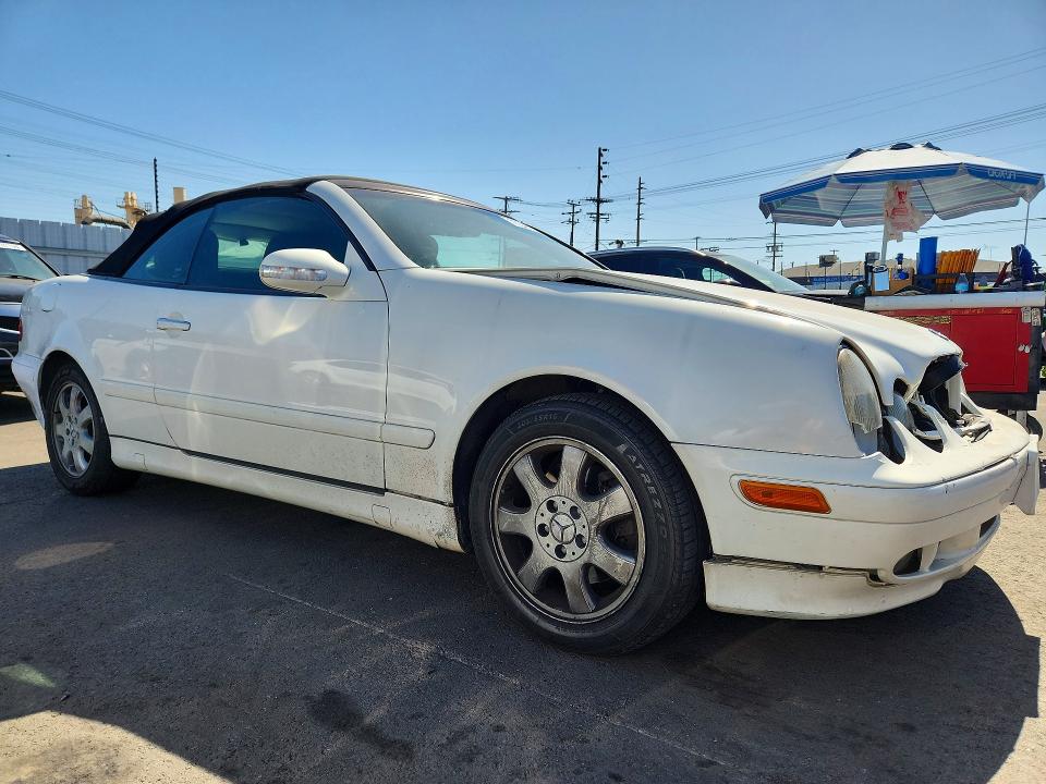 Продаж на аукціоні авто 2002 Mercedes-benz Clk, vin: WDBLK65GX2T124311, номер лоту: 70348936