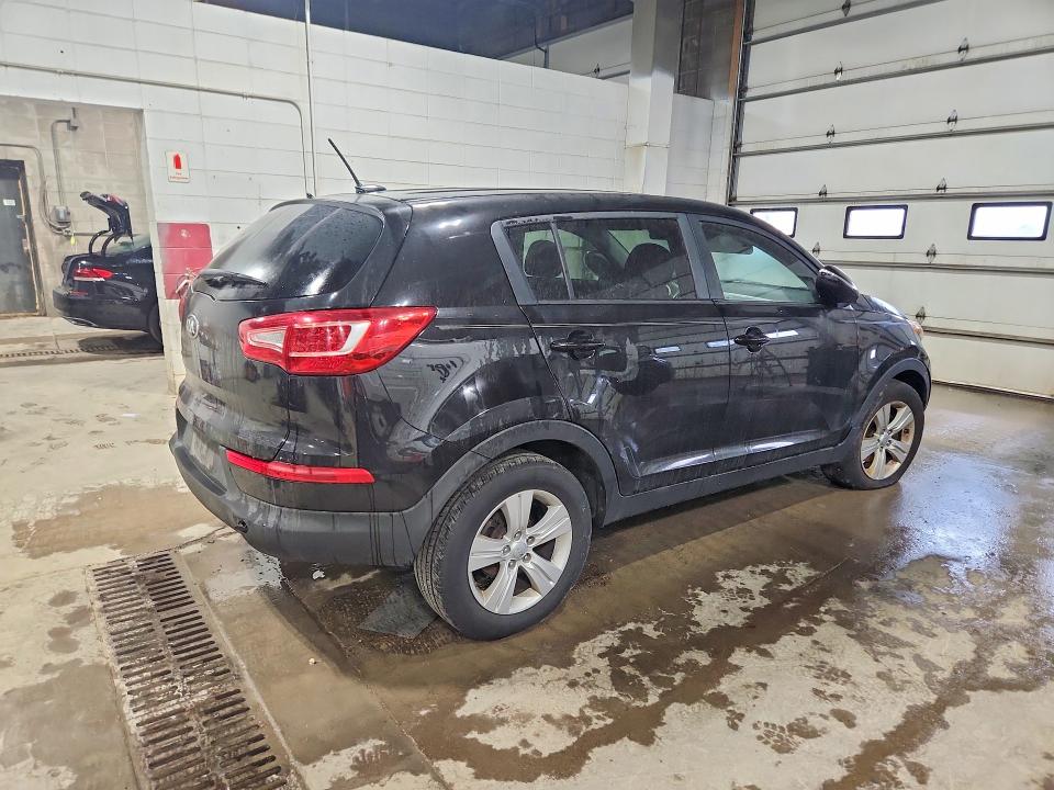 Auction sale of the 2013 Kia Sportage, vin: KNDPB3A22D7533071        , lot number: 69031146