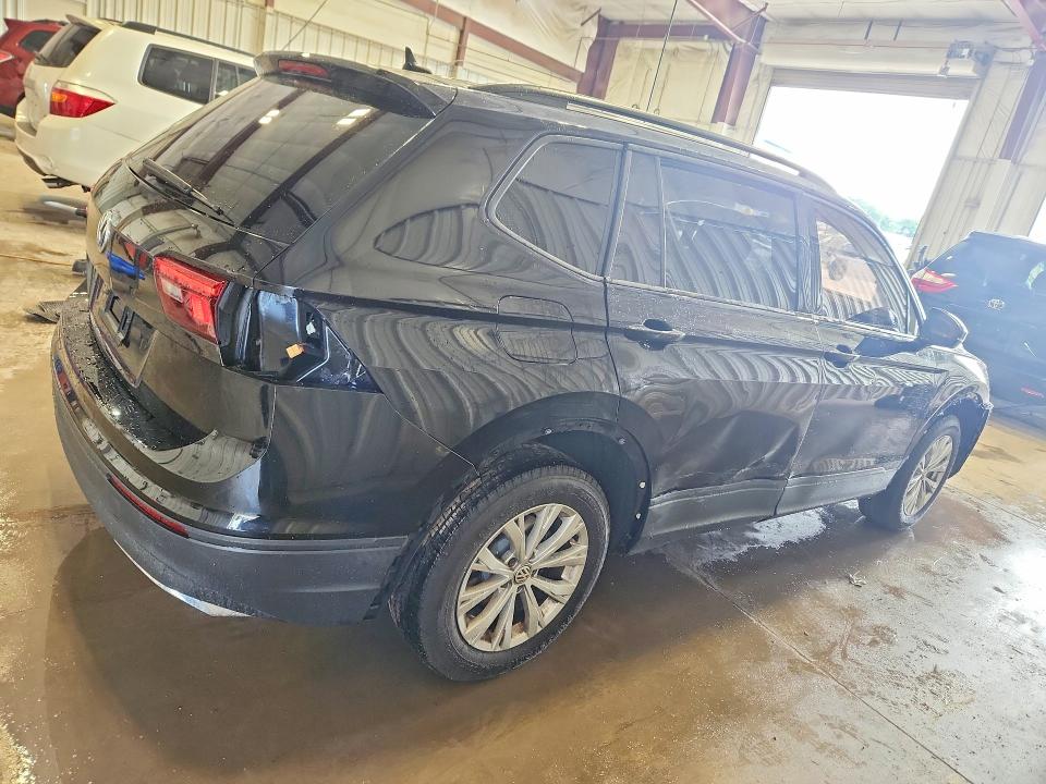 67371816 :رقم المزاد ، 3VV1B7AX2LM077524 vin ، 2020 Volkswagen Tiguan مزاد بيع