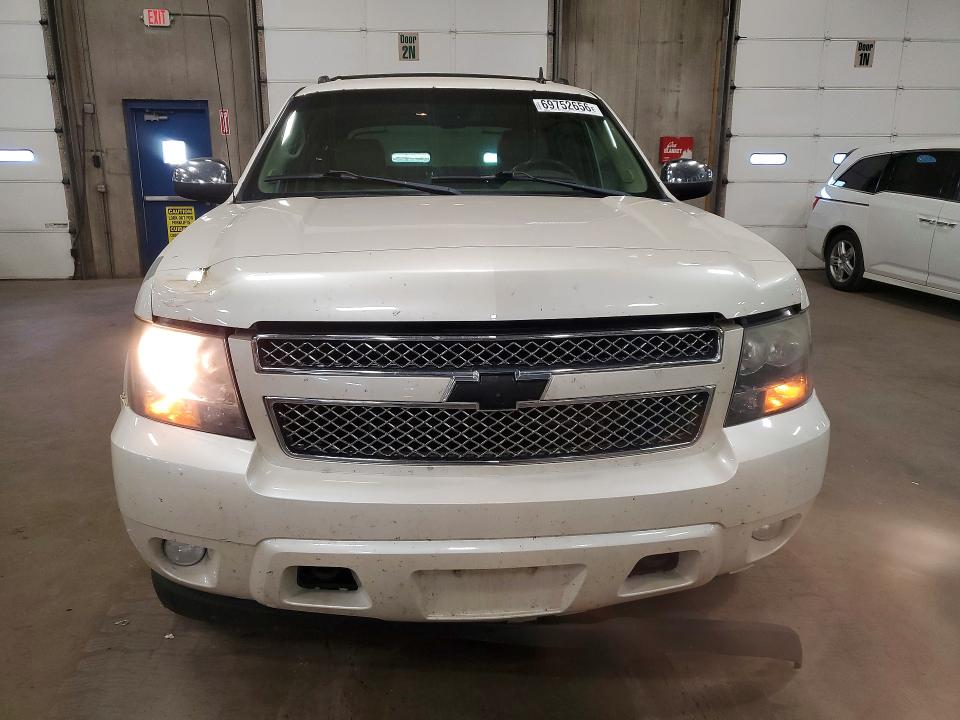 Продажа на аукционе авто 2011 Chevrolet Avalanche, vin: 3GNTKGE39BG232654, номер лота: 69752656