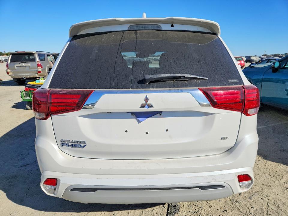 Продаж на аукціоні авто 2020 Mitsubishi Outlander, vin: JA4J24A56LZ029707, номер лоту: 70921856