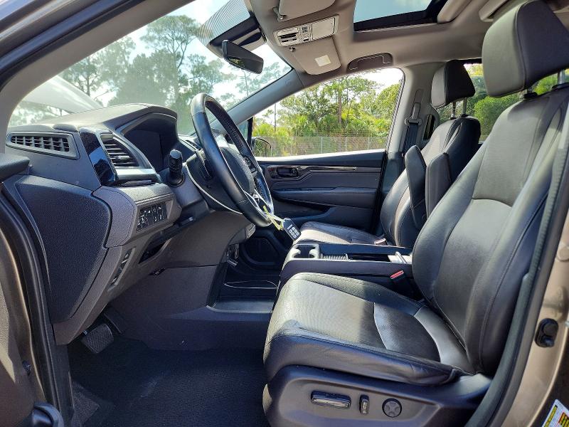 Продажа на аукционе авто 2018 Honda Odyssey, vin: 5FNRL6H93JB018984, номер лота: 69279096