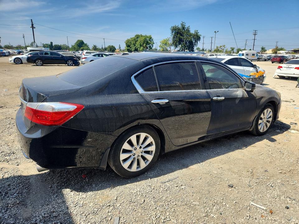 Продажа на аукционе авто 2013 Honda Accord, vin: 1HGCR2F8XDA033116, номер лота: 70606756
