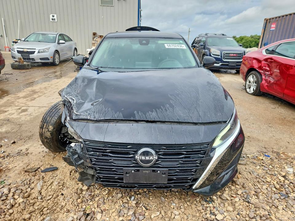 2024 Nissan Altima მანქანა იყიდება აუქციონზე, vin: 1N4BL4DV4RN323793, აუქციონის ნომერი: 68702456