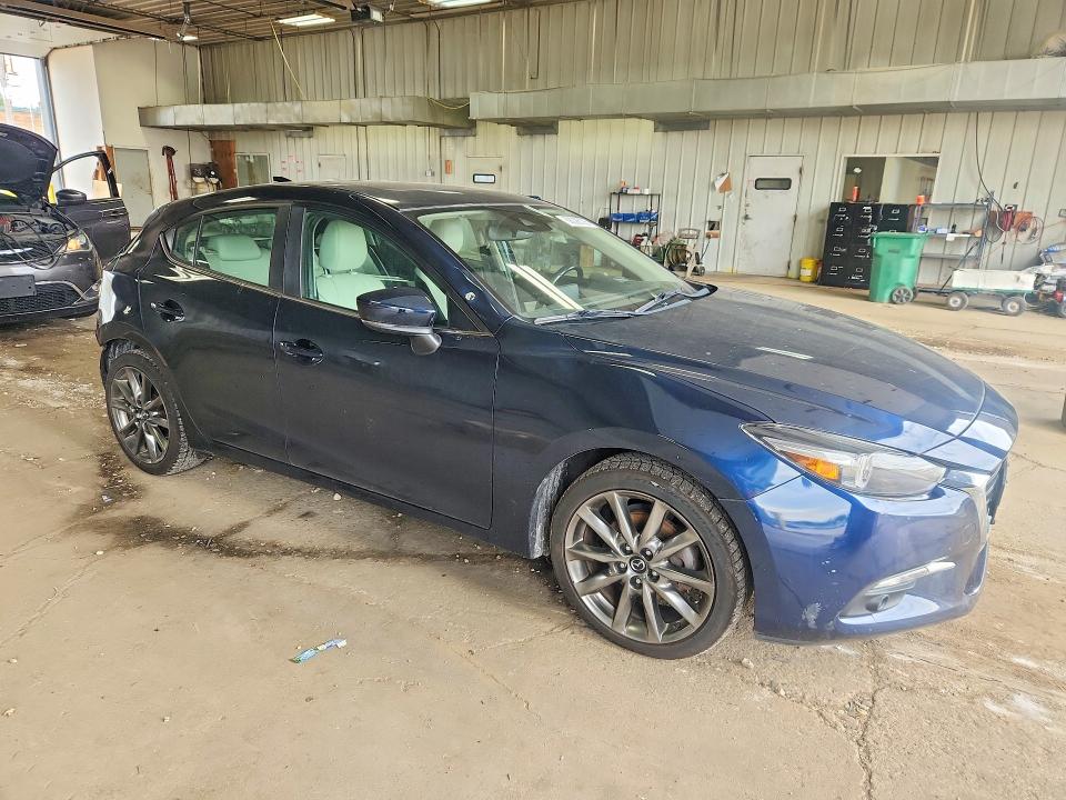 Продаж на аукціоні авто 2018 Mazda 3, vin: 3MZBN1M35JM165123, номер лоту: 68098726
