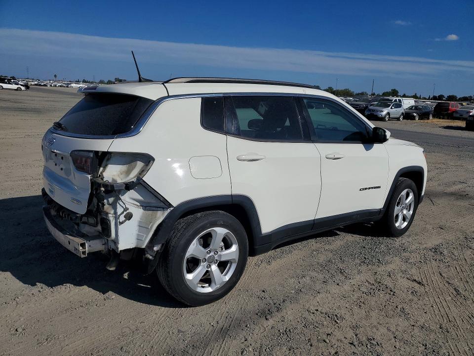 67150356 :رقم المزاد ، 3C4NJCBB3KT755989 vin ، 2019 Jeep Compass مزاد بيع