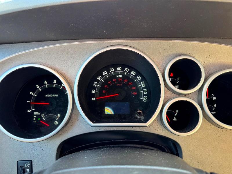 68959966 :رقم المزاد ، 5TDDY5G17BS045796 vin ، 2011 Toyota Sequoia مزاد بيع