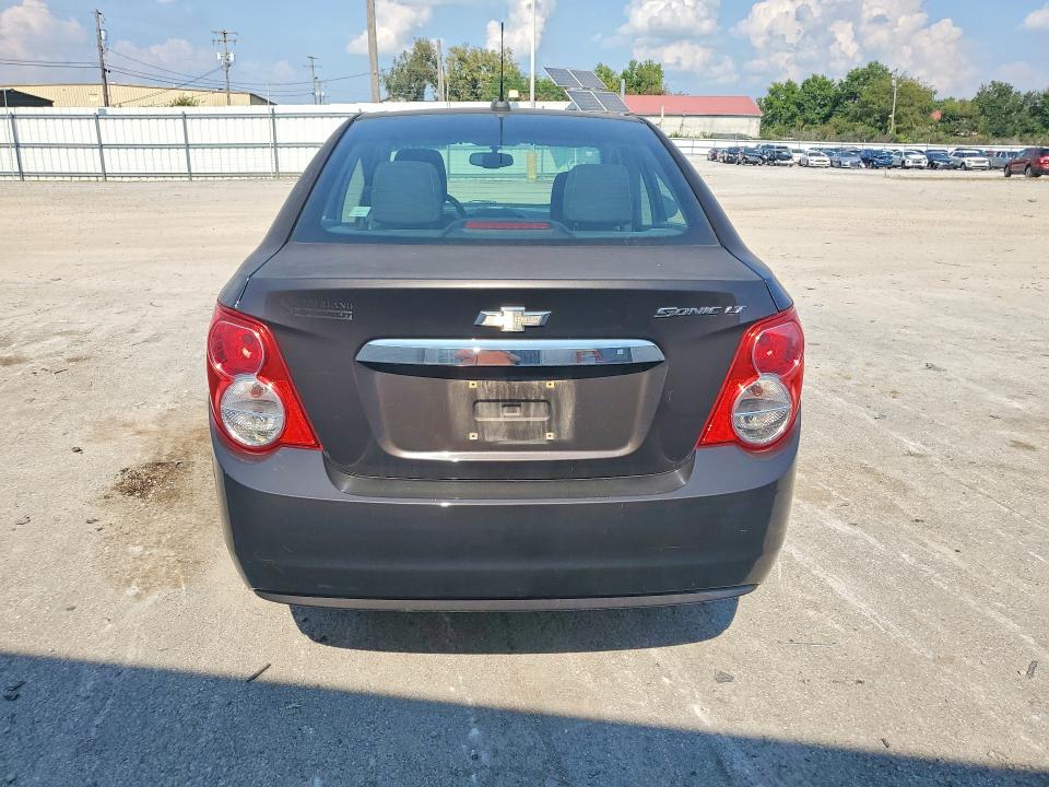 2015 Chevrolet Sonic მანქანა იყიდება აუქციონზე, vin: 1G1JC5SH7F4166389, აუქციონის ნომერი: 69214156