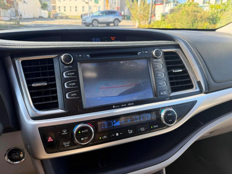 Aukcja sprzedaży 2018 Toyota Highlander, vin: 5TDJZRFH2JS808876, numer aukcji: 69137626