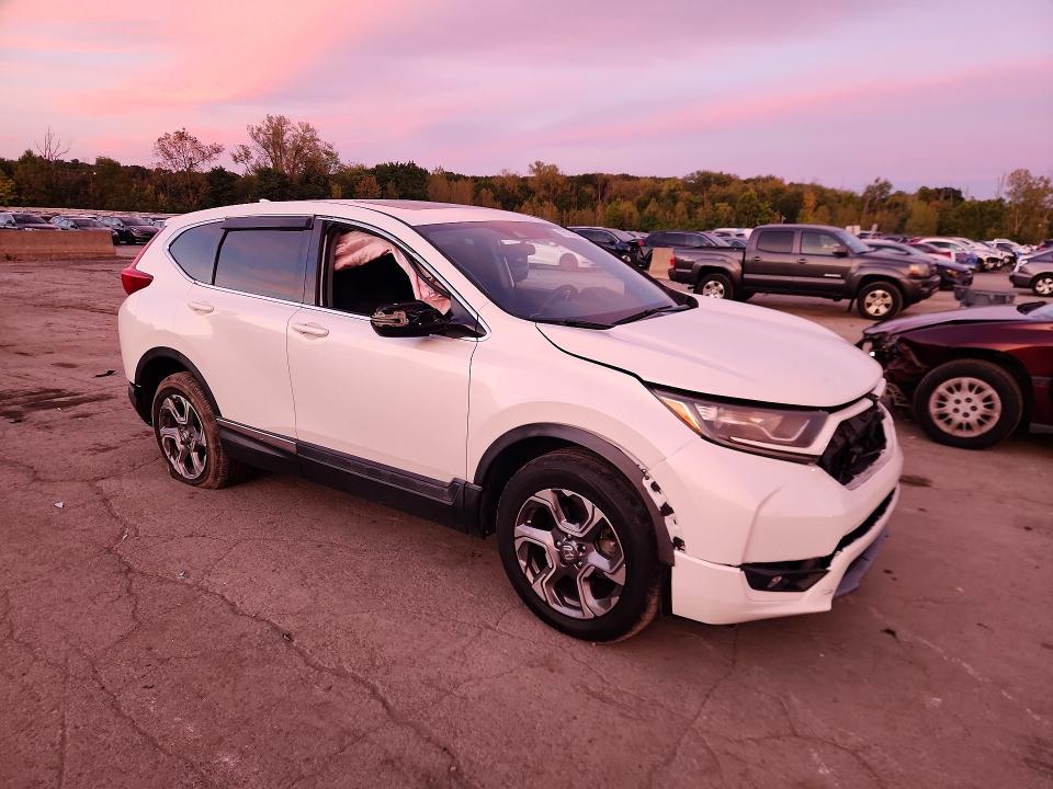 Продажа на аукционе авто 2018 Honda Cr-v, vin: 2HKRW2H51JH624928, номер лота: 70123936