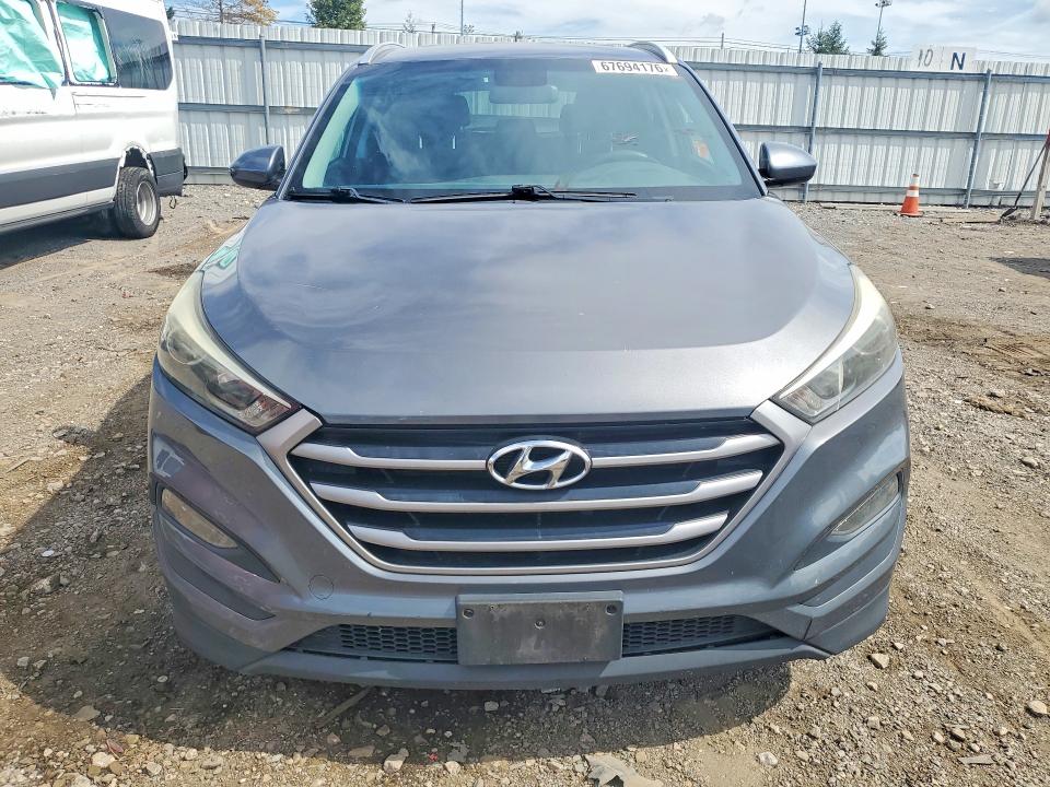 2017 Hyundai Tucson მანქანა იყიდება აუქციონზე, vin: KM8J3CA49HU278748, აუქციონის ნომერი: 67694176