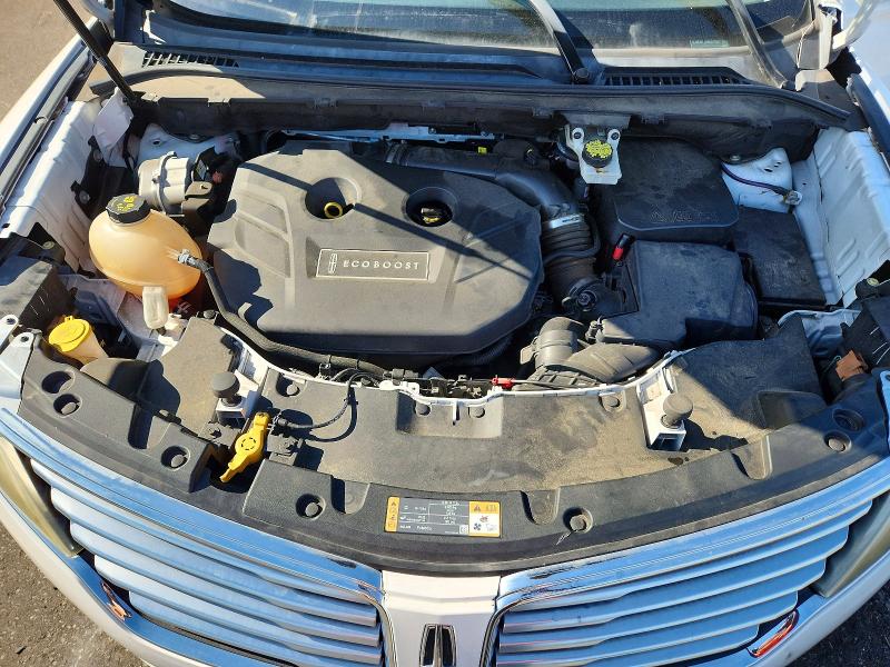 Продажа на аукционе авто 2017 Lincoln Mkc, vin: 5LMCJ3C92HUL27597, номер лота: 70874686
