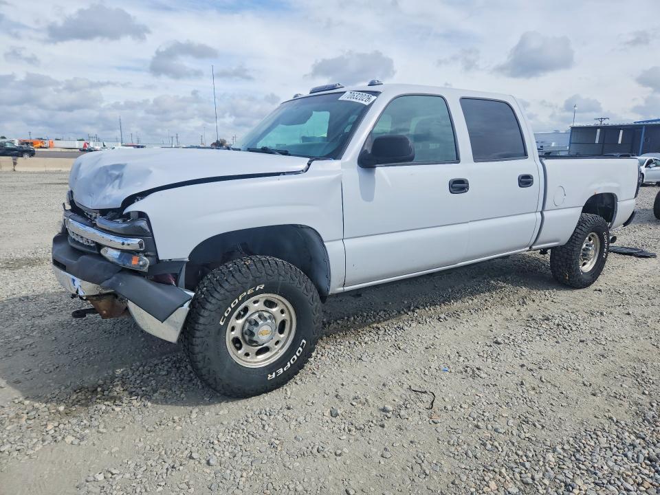 Продажа на аукционе авто 2002 Chevrolet Silverado, vin: 1GCHK23G82F130996, номер лота: 70632026