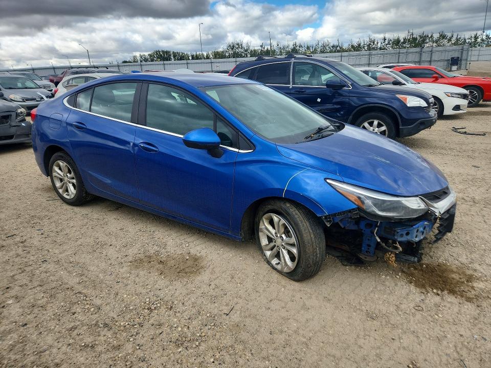 Продаж на аукціоні авто 2019 Chevrolet Cruze, vin: 1G1BE5SM7K7138015, номер лоту: 68737036
