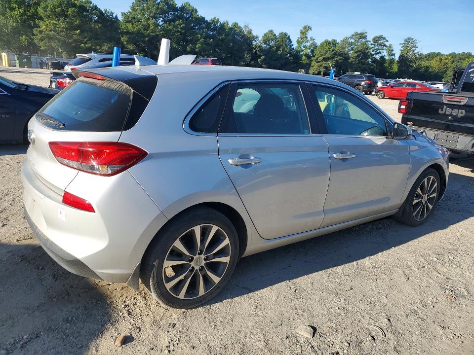 2018 Hyundai Elantra Gt მანქანა იყიდება აუქციონზე, vin: KMHH35LE5JU012486, აუქციონის ნომერი: 68202256