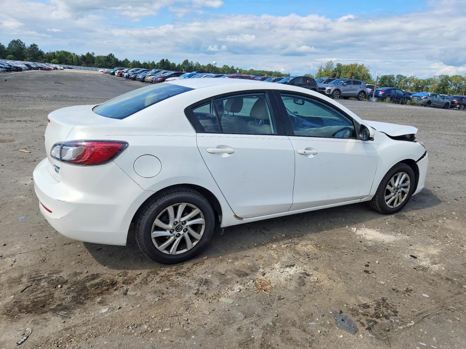 64124966 :رقم المزاد ، JM1BL1W72D1732253 vin ، 2013 Mazda 3 مزاد بيع