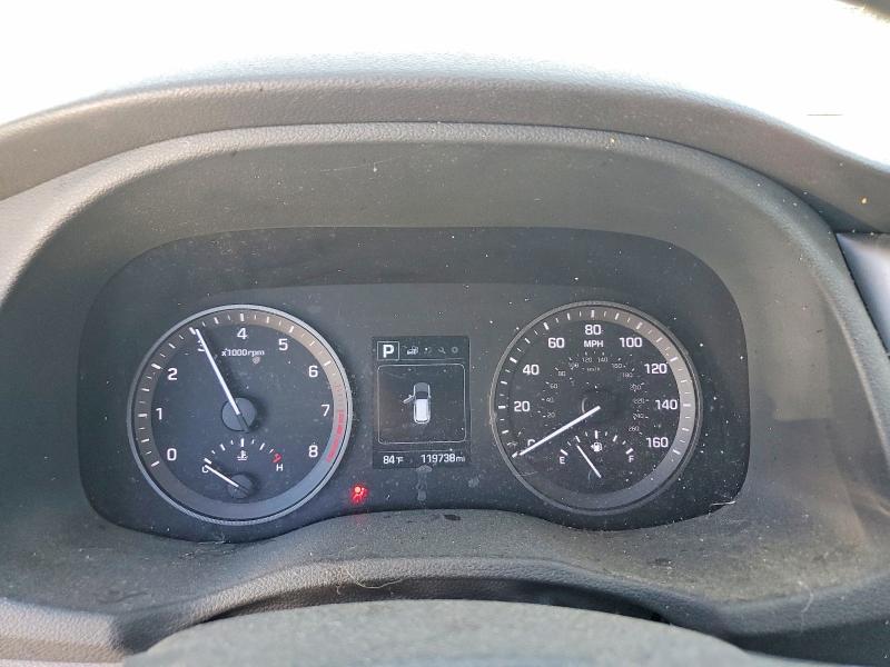 68984606 :رقم المزاد ، KM8J33A41JU684917 vin ، 2018 Hyundai Tucson مزاد بيع