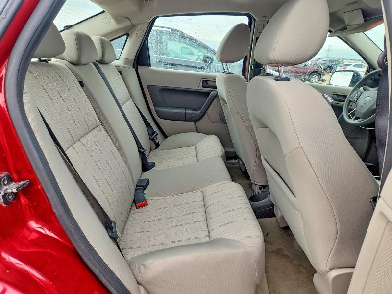 2010 Ford Focus მანქანა იყიდება აუქციონზე, vin: 1FAHP3FN1AW117562, აუქციონის ნომერი: 68018786