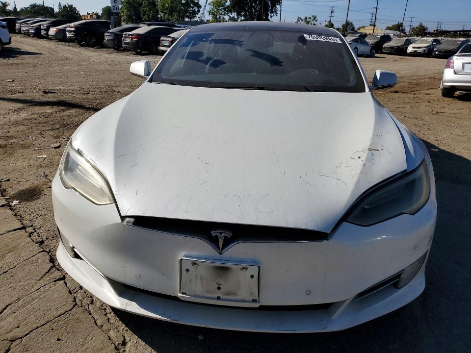 2020 Tesla Model S მანქანა იყიდება აუქციონზე, vin: 5YJSA1E43LF364975, აუქციონის ნომერი: 70090946