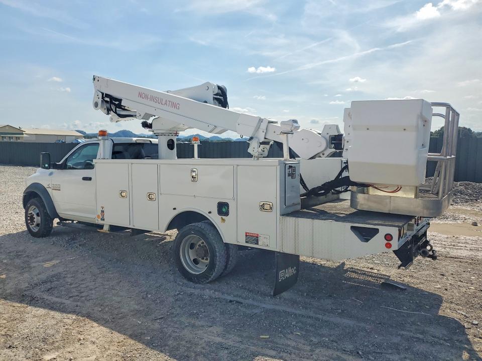 69613316 :رقم المزاد ، 3C7WRMBL7EG267401 vin ، 2014 Ram 5500 مزاد بيع
