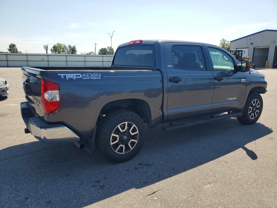 2018 Toyota Tundra მანქანა იყიდება აუქციონზე, vin: 5TFDW5F10JX725281, აუქციონის ნომერი: 69336276