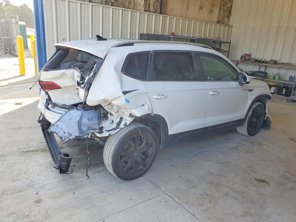 Продаж на аукціоні авто 2024 Volkswagen Taos, vin: 3VVEX7B23RM114675, номер лоту: 69787066
