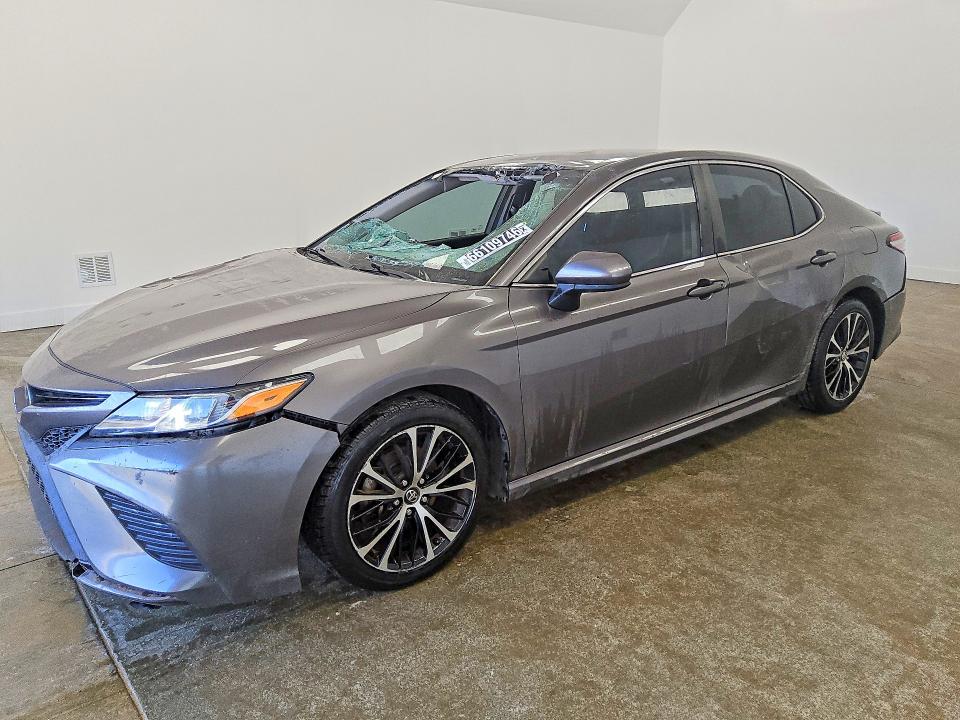 Продажа на аукционе авто 2018 Toyota Camry, vin: 4T1B11HK2JU627533, номер лота: 66109746