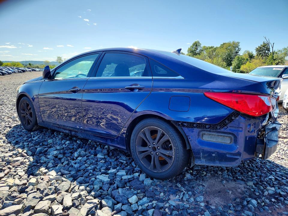 2011 Hyundai Sonata მანქანა იყიდება აუქციონზე, vin: 5NPEB4AC3BH052423, აუქციონის ნომერი: 65889256